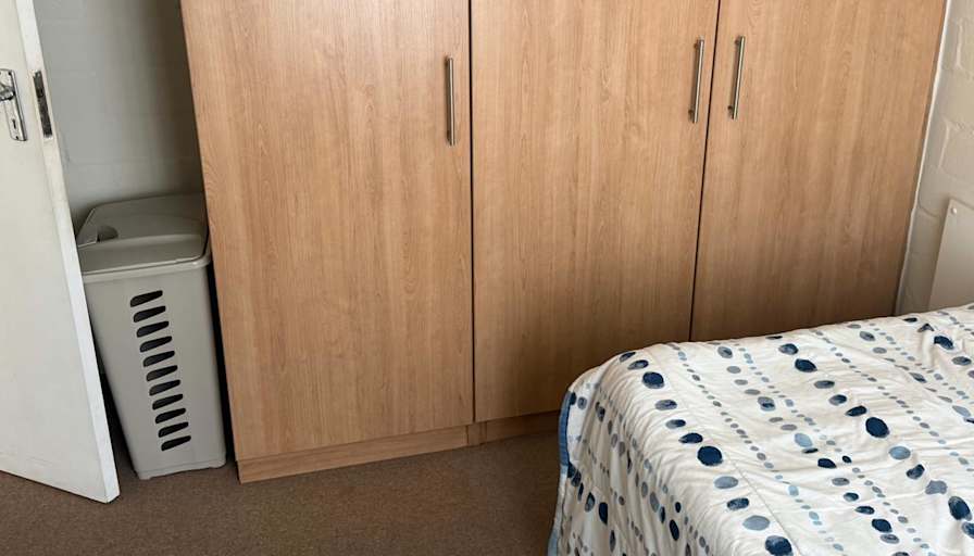 Pat's room