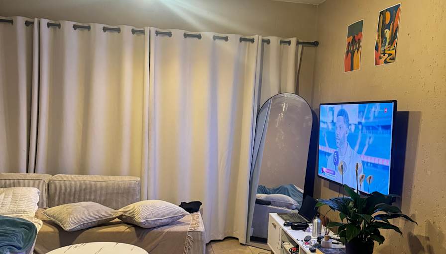 Nesta's room