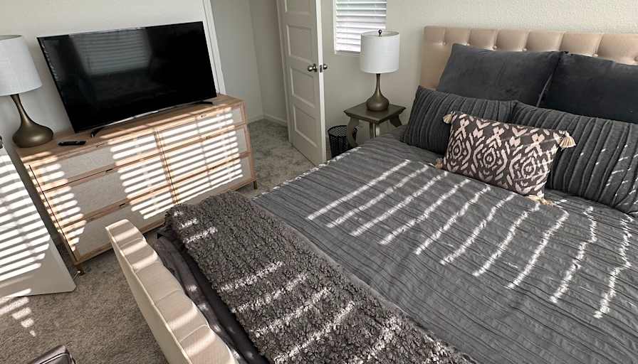 Rhonda's room