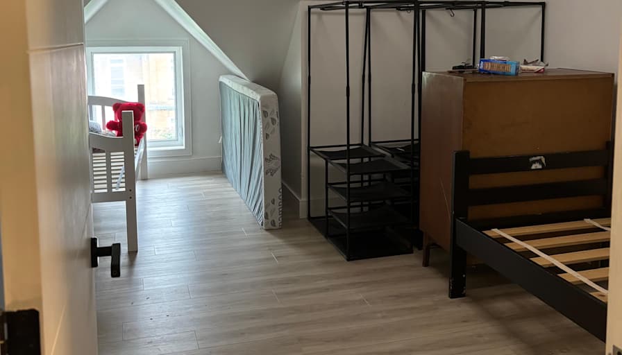 O's room