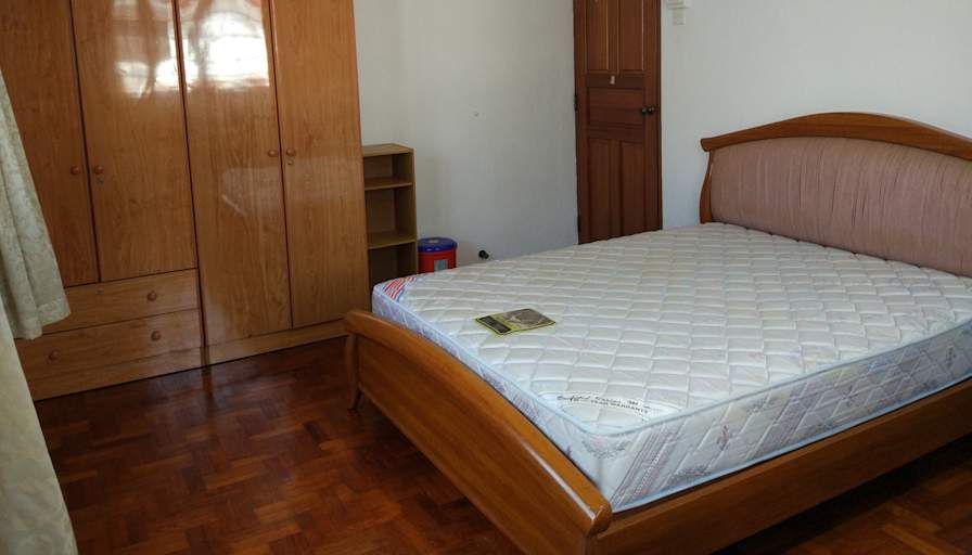 Ong Sor Hong's room