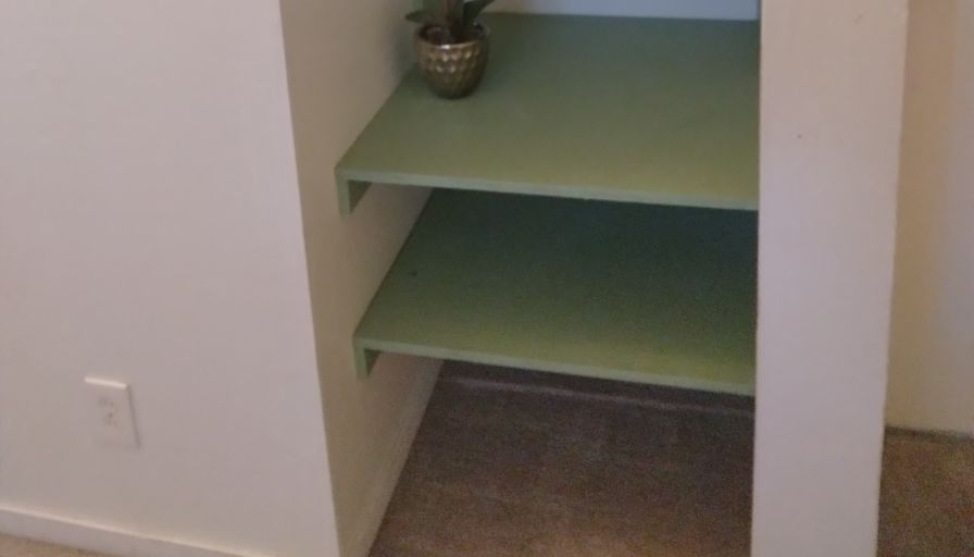 MB's room