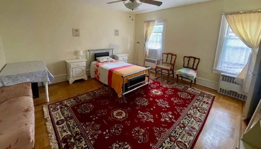 Chris and Yulan's room