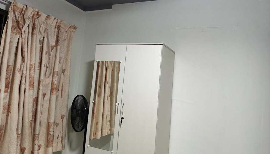Relody's room