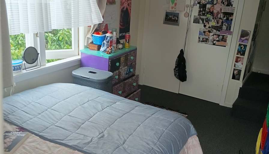 Max's room