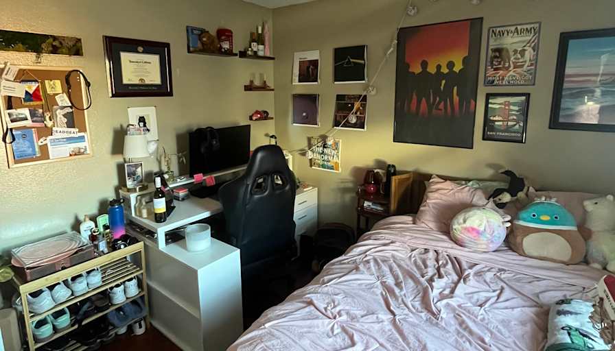Alan's room