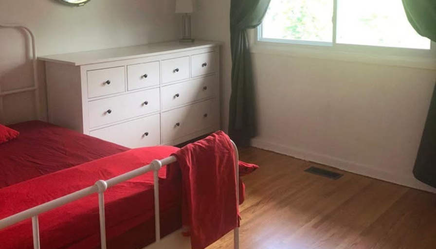 Penny Bolourchi's room