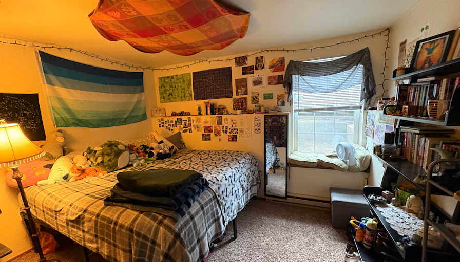Lucas's room