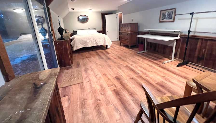 Raymond Franz's room