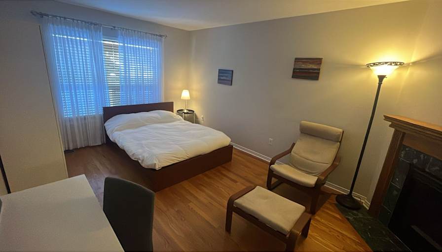 Vic's room