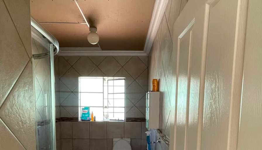 Sphiwe's room