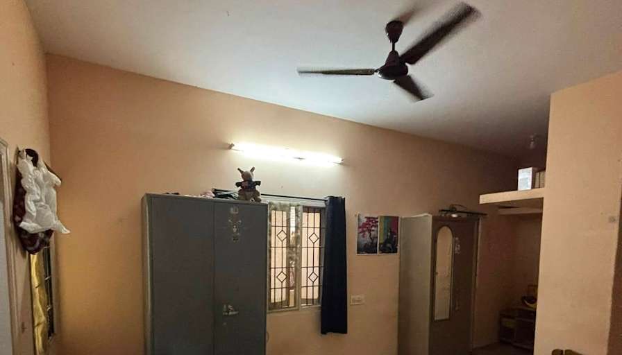 Samuel's room