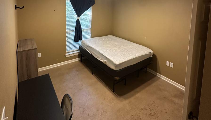 Tucker Brown's room