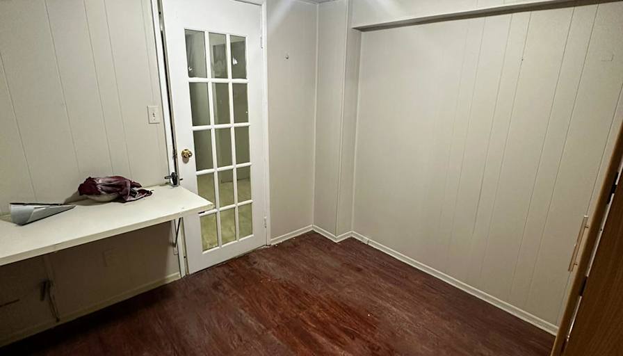Suman's room