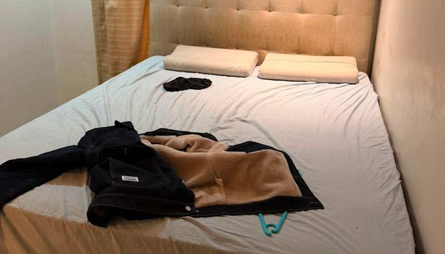 Dee's room