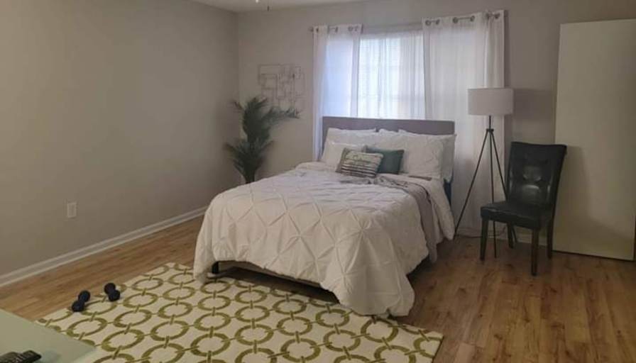 Oscar's room
