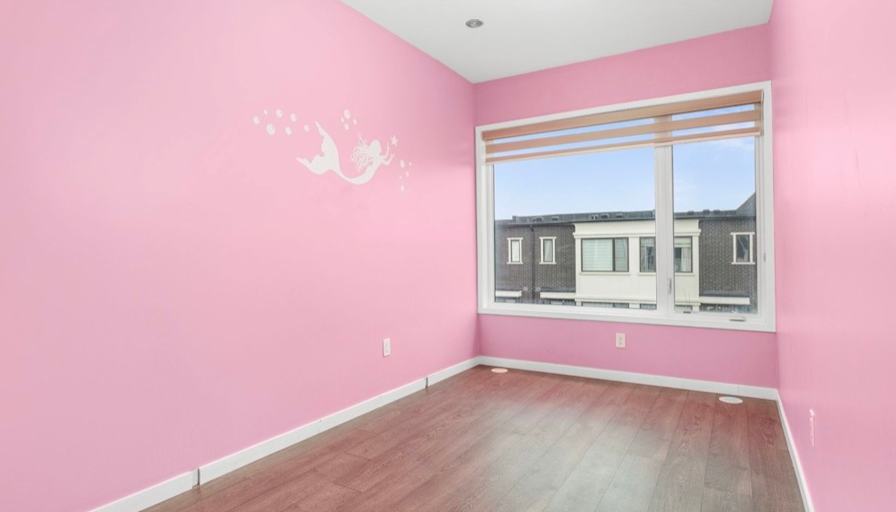 Safy's room