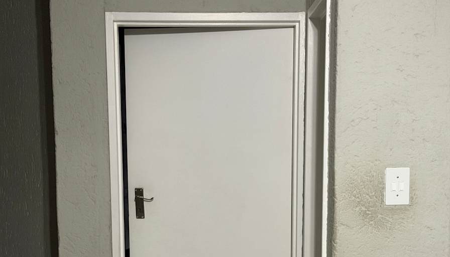 Clever's room