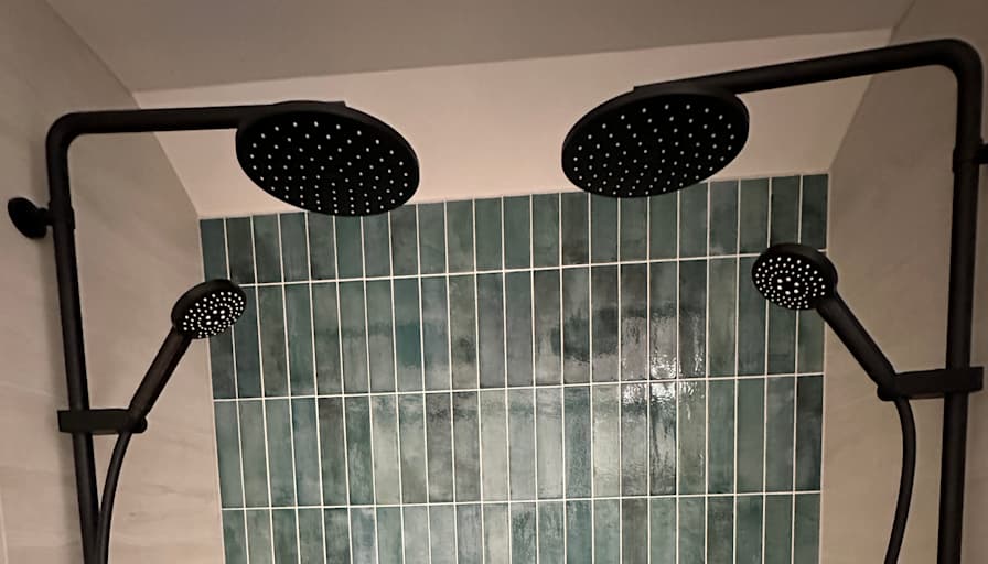 Linda A.'s room