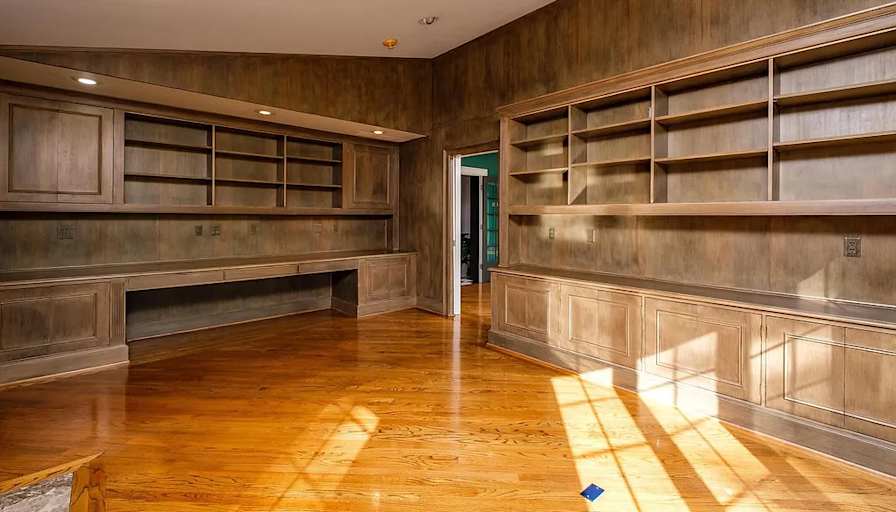 Lee's room