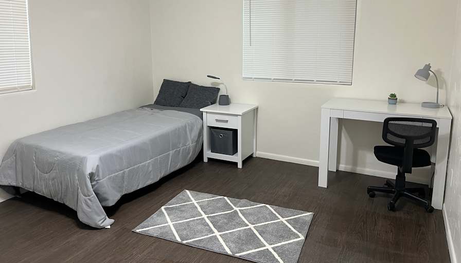 Robert Martinez's room