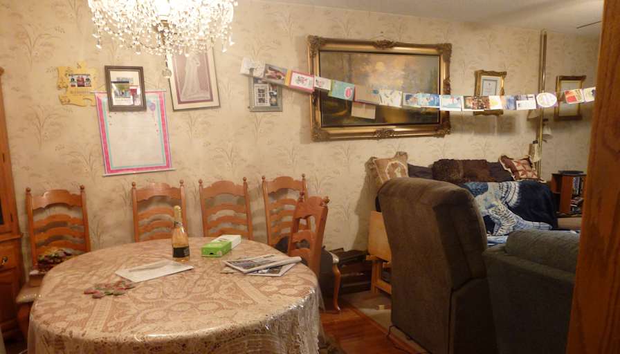 Frank DeBeer's room