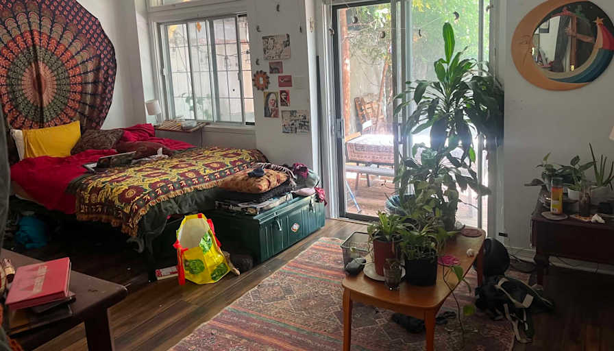 Arlo's room