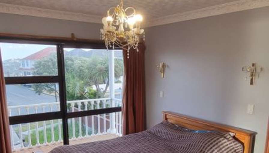 Narendra's room
