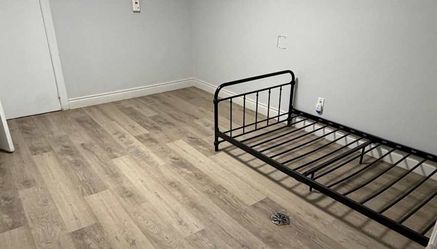 Shak's room