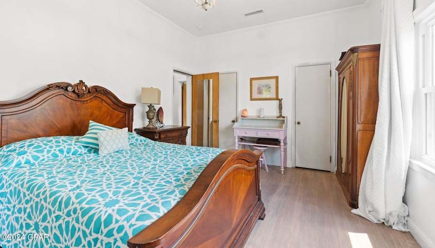 Sylvie P's room