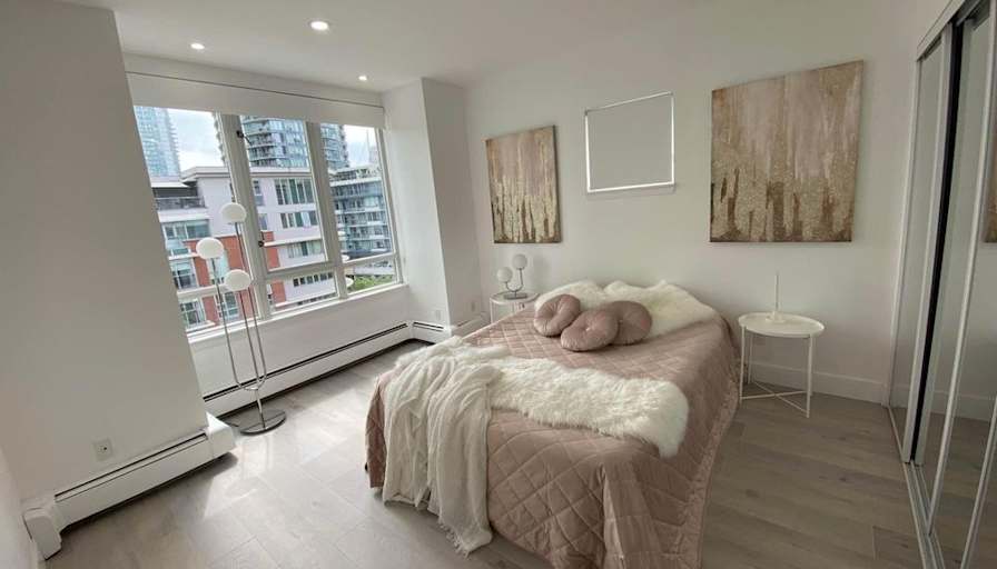 Van House's room