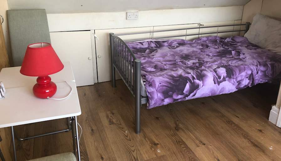 Mohammad's room