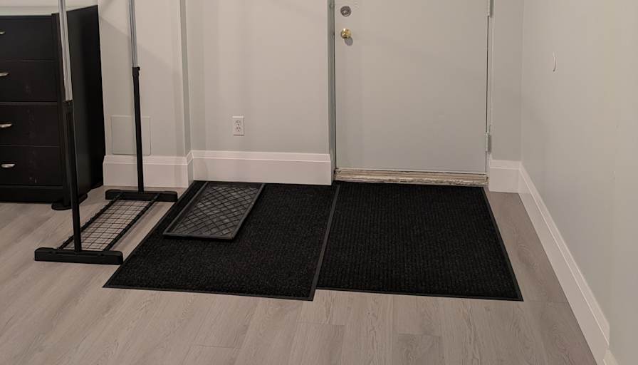 John Lopes's room