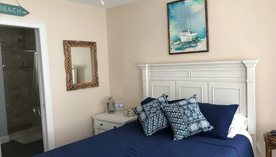 Tom's room