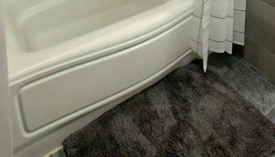 Jefry Denny's room