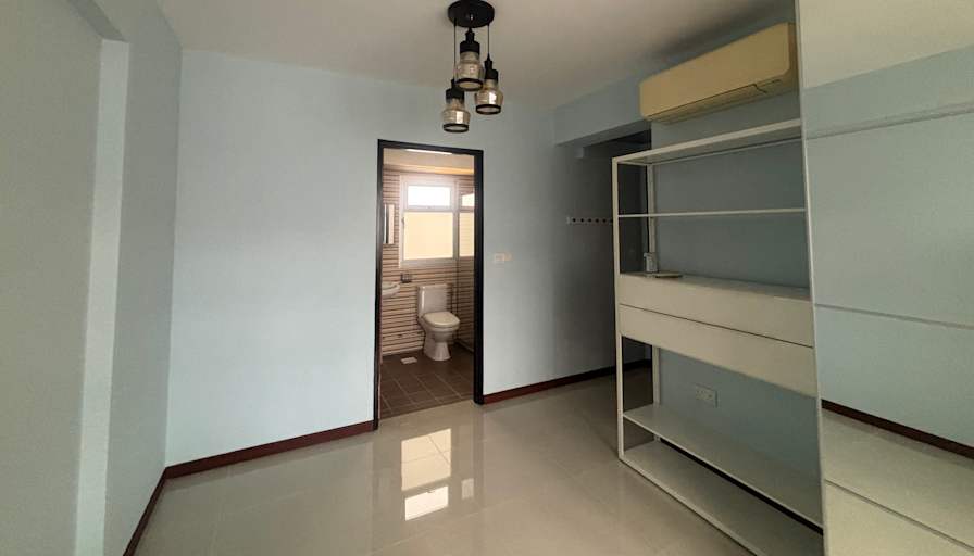 Jsim's room