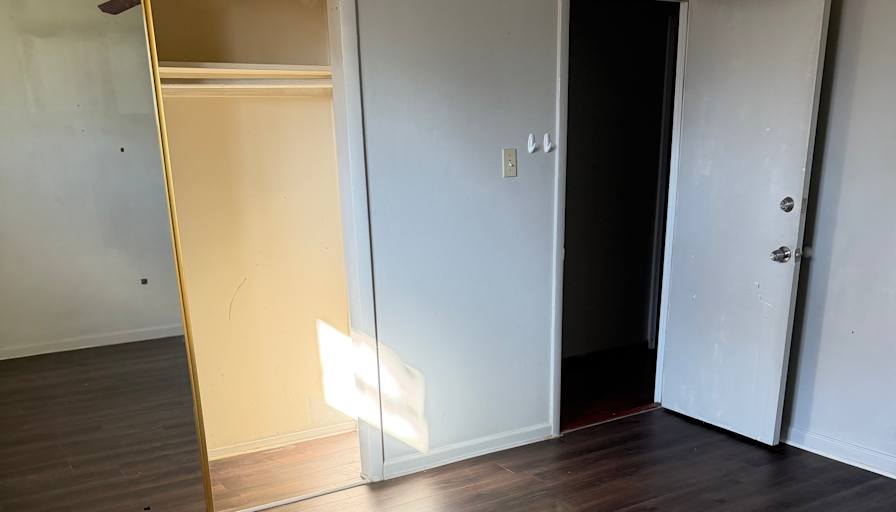 Linda's room