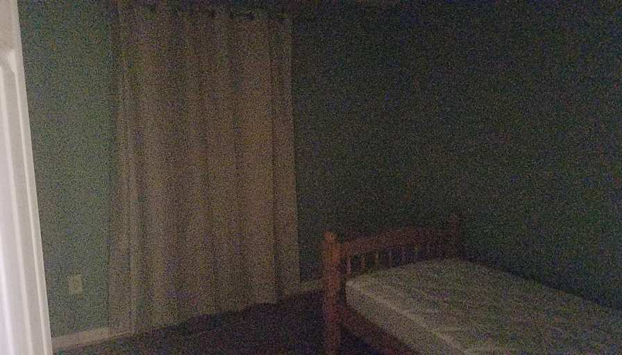 Enrique's room