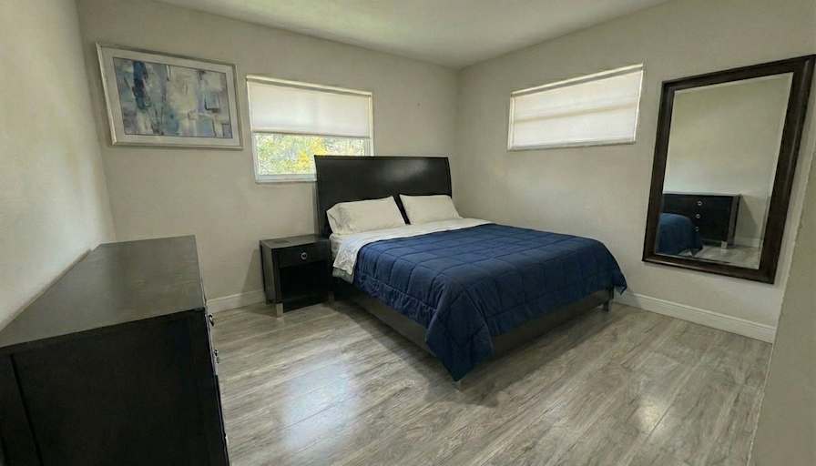 Larry's room