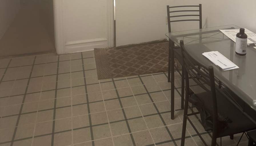 Thomas's room