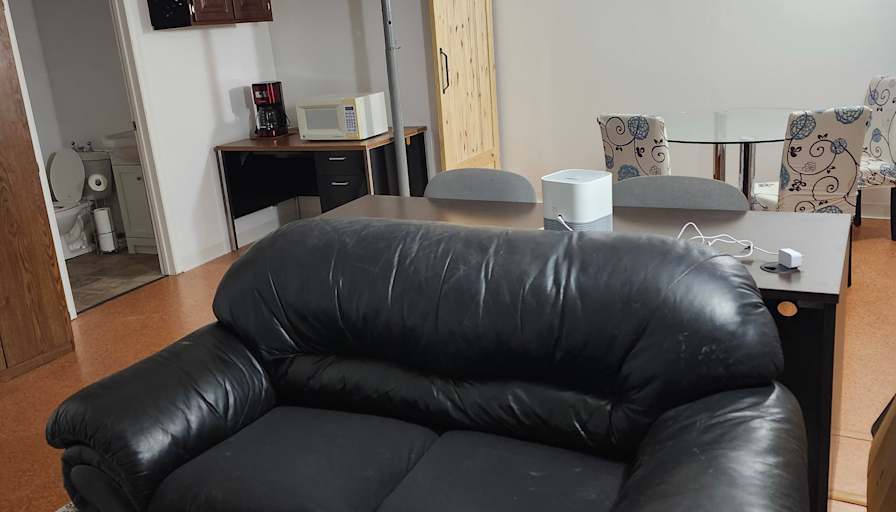 Faye Demorest's room