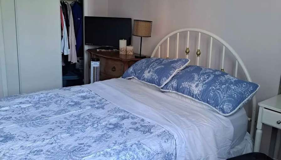 Tracey's room