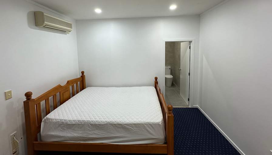 Mai's room