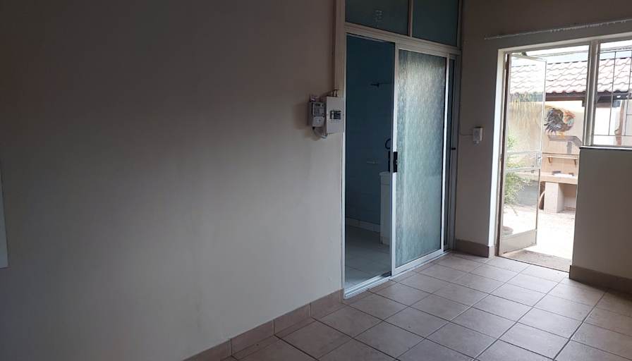 Nontobeko's room