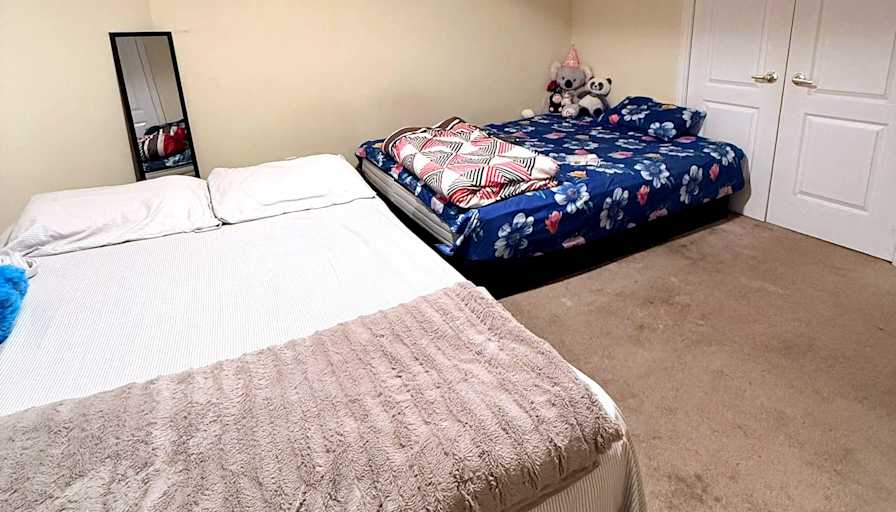 Harish's room