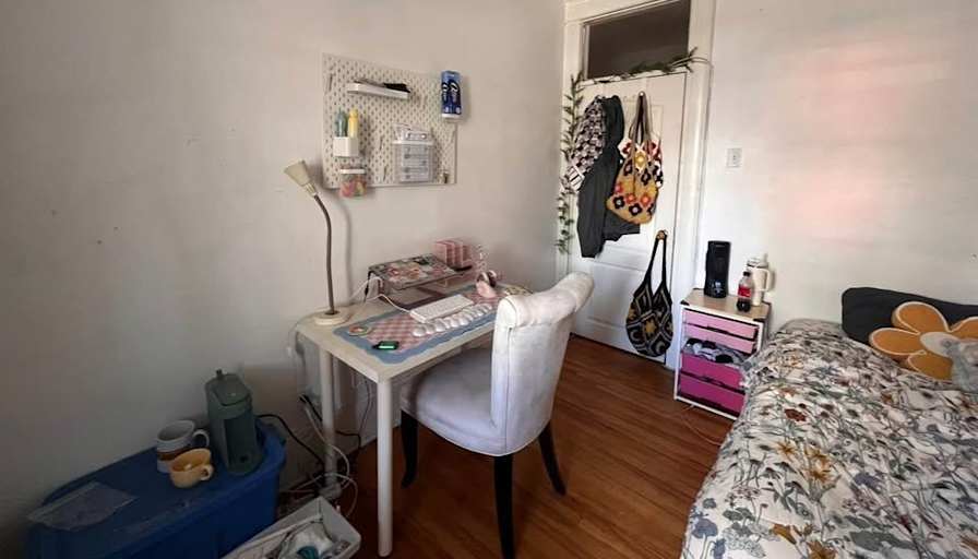 Sydney's room