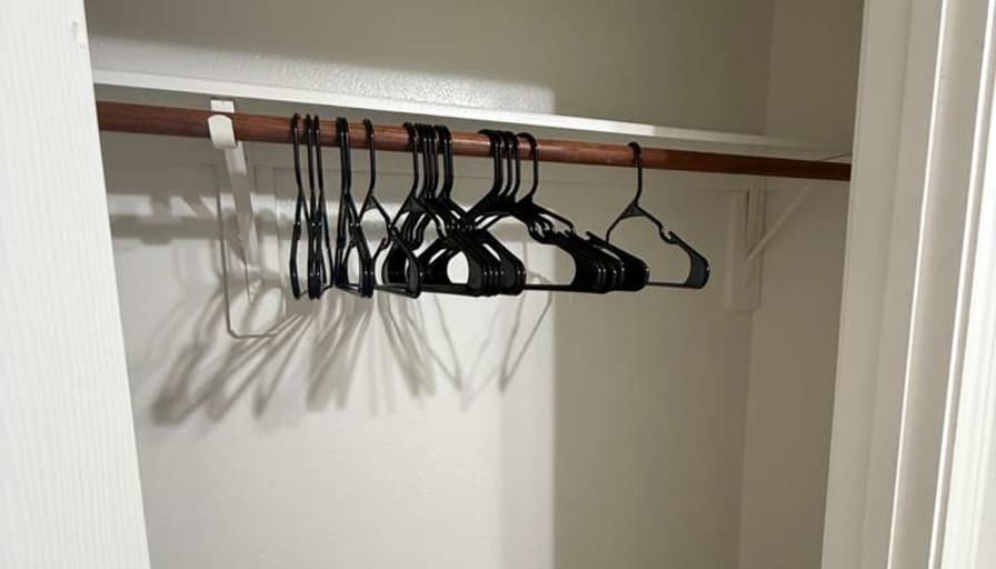 Anabella berenfus's room