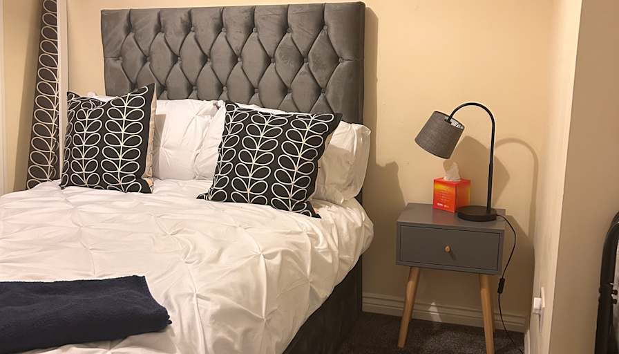 Samantha's room