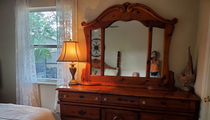 Jebbie's room