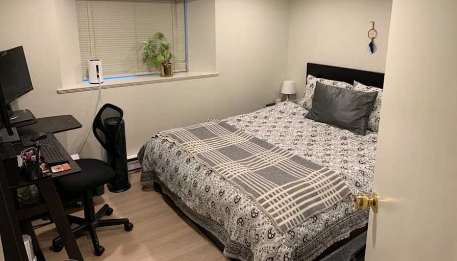 Courtney's room